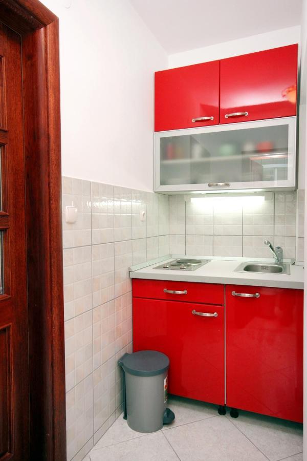 Family Friendly Apartments With A Swimming Pool Rogoznica - 7557 Zewnętrze zdjęcie