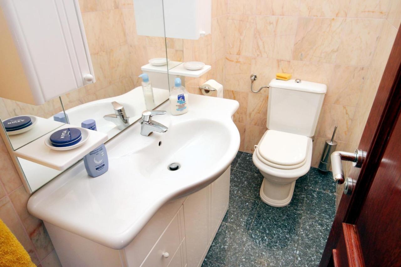 Family Friendly Apartments With A Swimming Pool Rogoznica - 7557 Zewnętrze zdjęcie