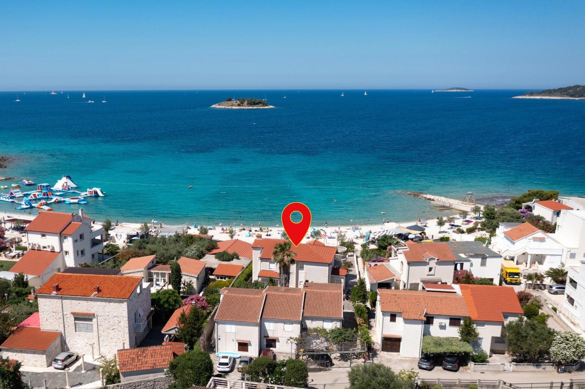 Family Friendly Apartments With A Swimming Pool Rogoznica - 7557 Zewnętrze zdjęcie